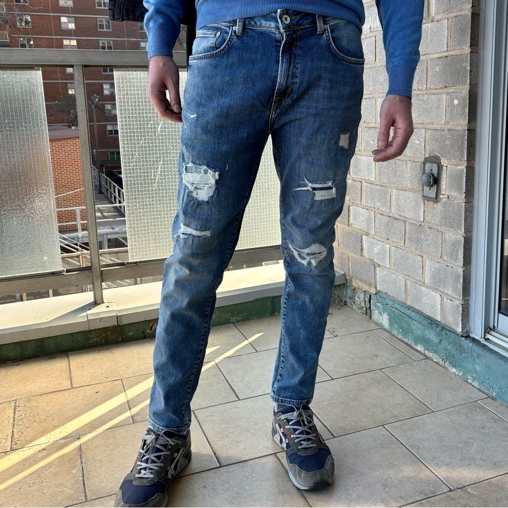 Y2K Zara Distressed Jeans Size 32